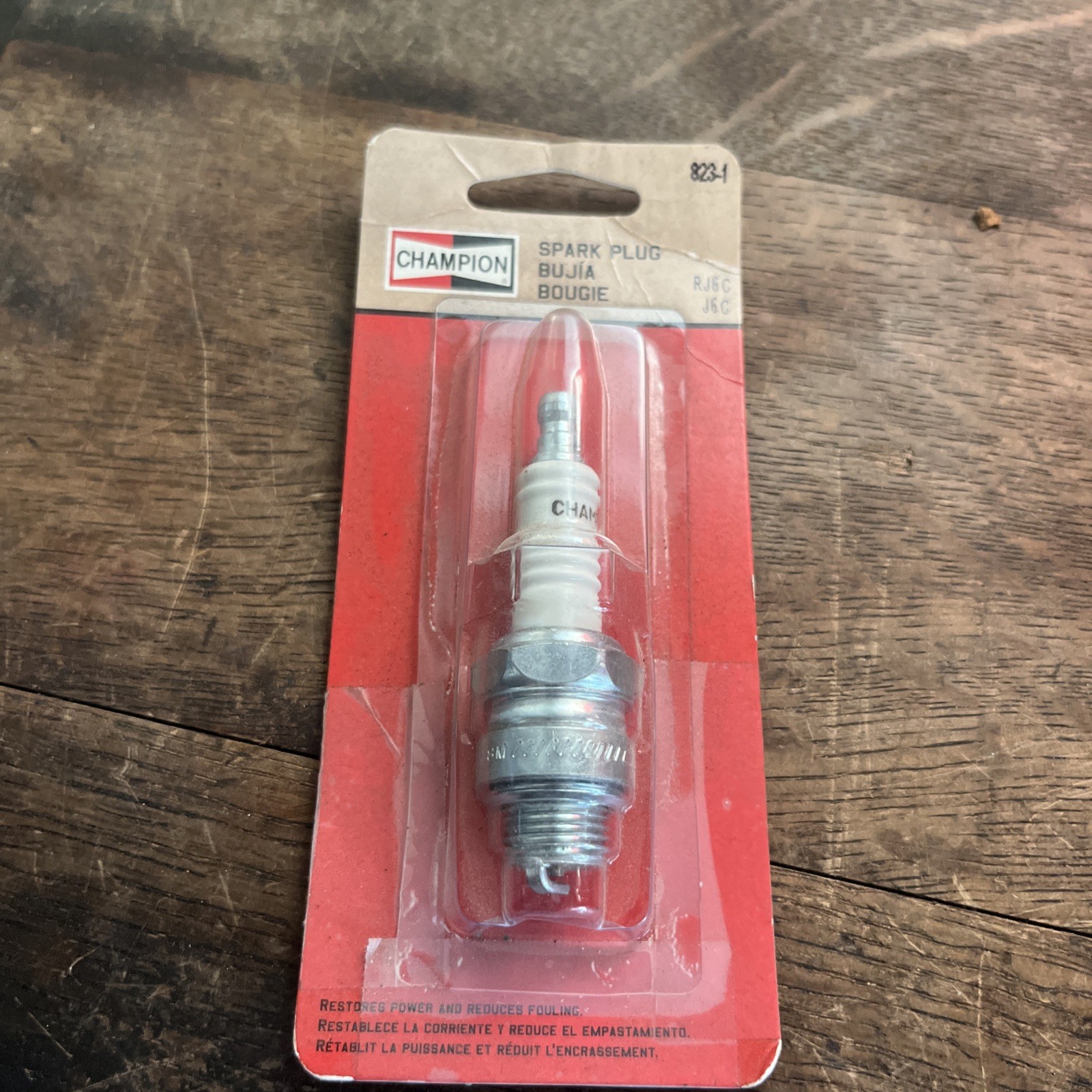 NOS Champion 823-1 RJ6C Spark Plug