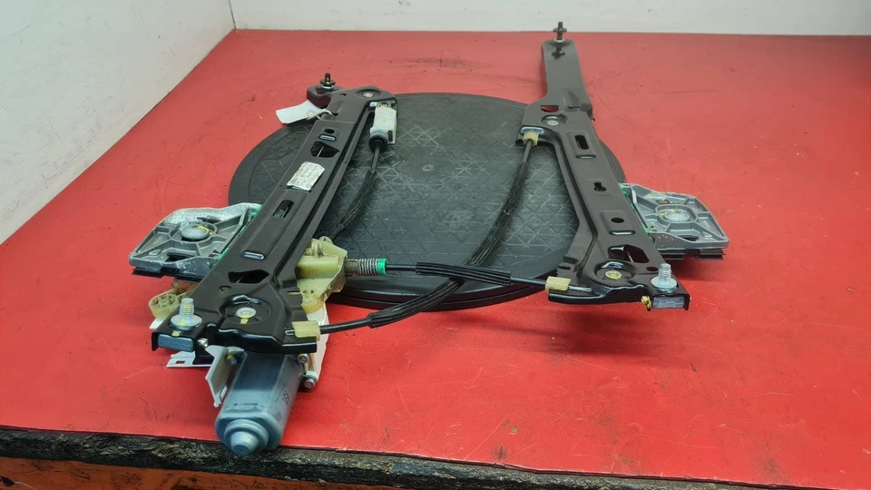 2013 AUDI A7 5 DOOR HATCHBACK DRIVERS REAR WINDOW REGULATOR + MOTOR - Image 2 of 4