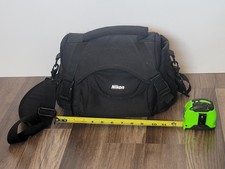 Nikon Camera Bag / Black / Plastic Buckles ........ 2527x