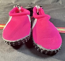 Xertia Unisex Kids Size Large 9-10 Water Beach Pool Shoes Fushia X Pink