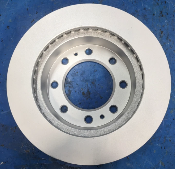 Rotor de freno de disco delantero Bosch QuietCast Premium 25010563 Chevrolet Siiverado Foto 3 de 4