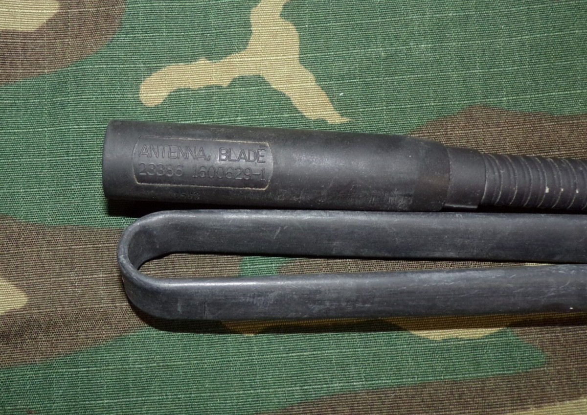 個人装備 THALES Antenna Blade THALES Antenna Blade
