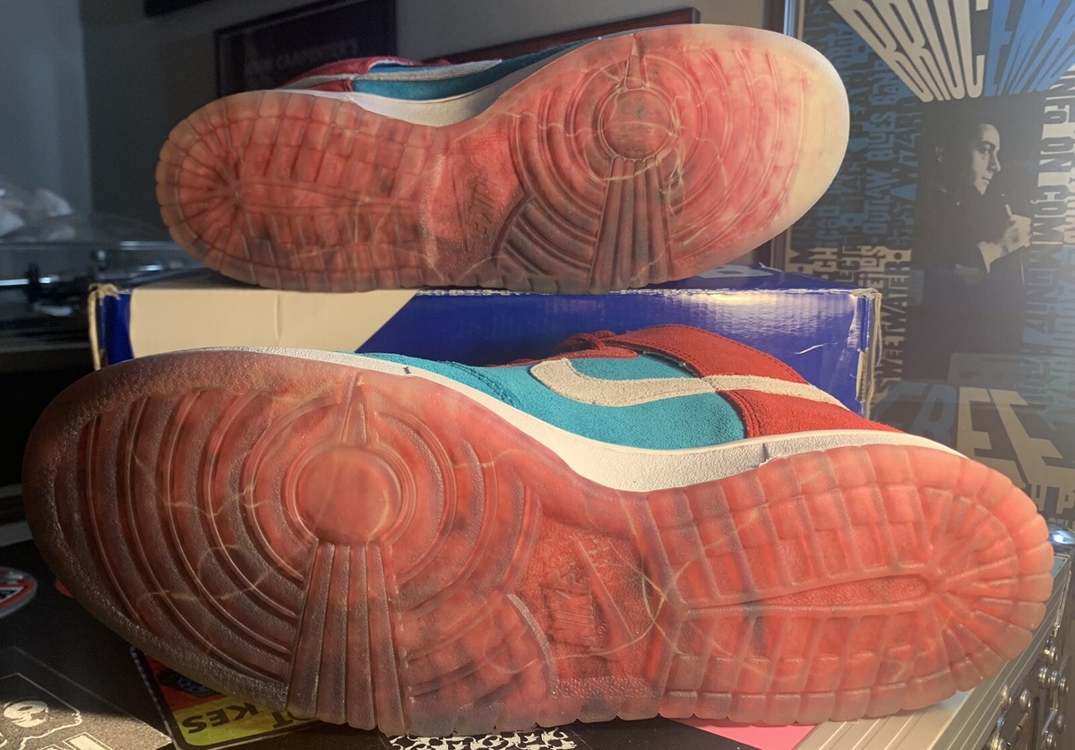 Nike SB Dunk High Premium Bloody Gums Size 10.5 2009 Red Nike SB Dunk High Premium Bloody Gums Size 10.5 2009 Red