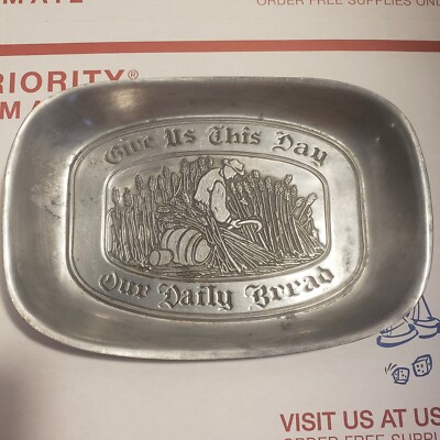 VINTAGE WILTON ARMETALE GIVE US THIS DAY OUR DAILY BREAD PEWTER TRAY 9 1/4''
