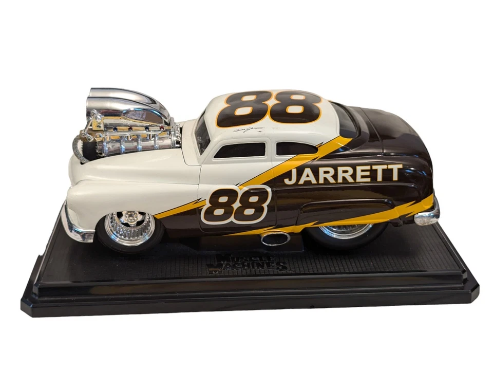SUPER RARE 88 DALE JARRETT 49 MERCURY 1/18 MUSCLE MACHINE 2000 Funline - Image 2 of 4