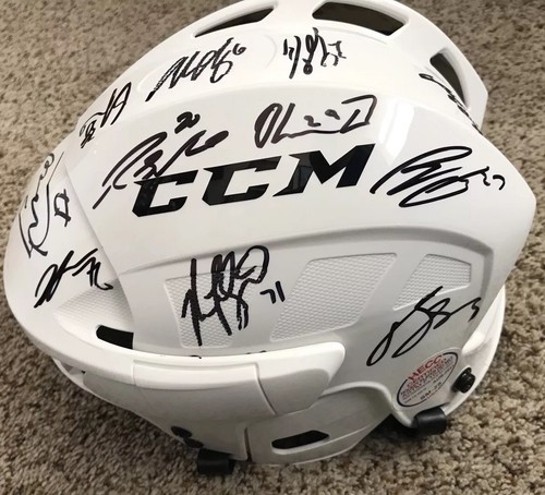 Columbus Blue Jackets Signed Team Hockey Helmet 2018 Cam Atkinson Nick Foligno - Picture 4 of 12