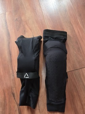 ION Acron LT Knieprotektor