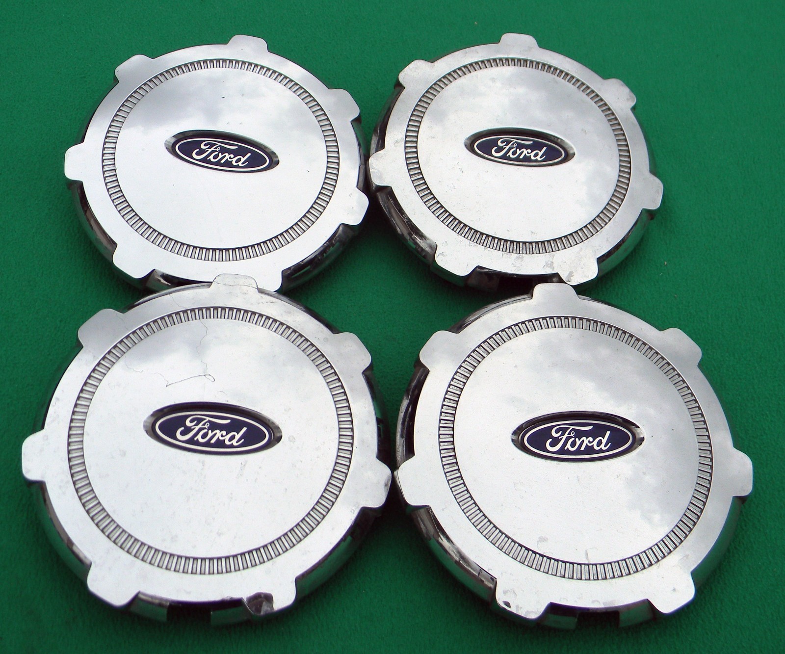 4 Used 2014 Ford F150 Pickup Truck Chrome Center Caps