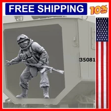 1/35 Scale Resin Figure Model Kit Russian Army Soldier in Modern Infantry Com...