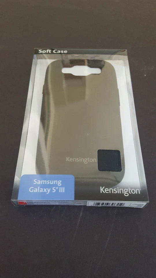 Kensington K39655WW Black Soft Cell Phone Case for Samsung Galaxy S III  - Image 2 of 4