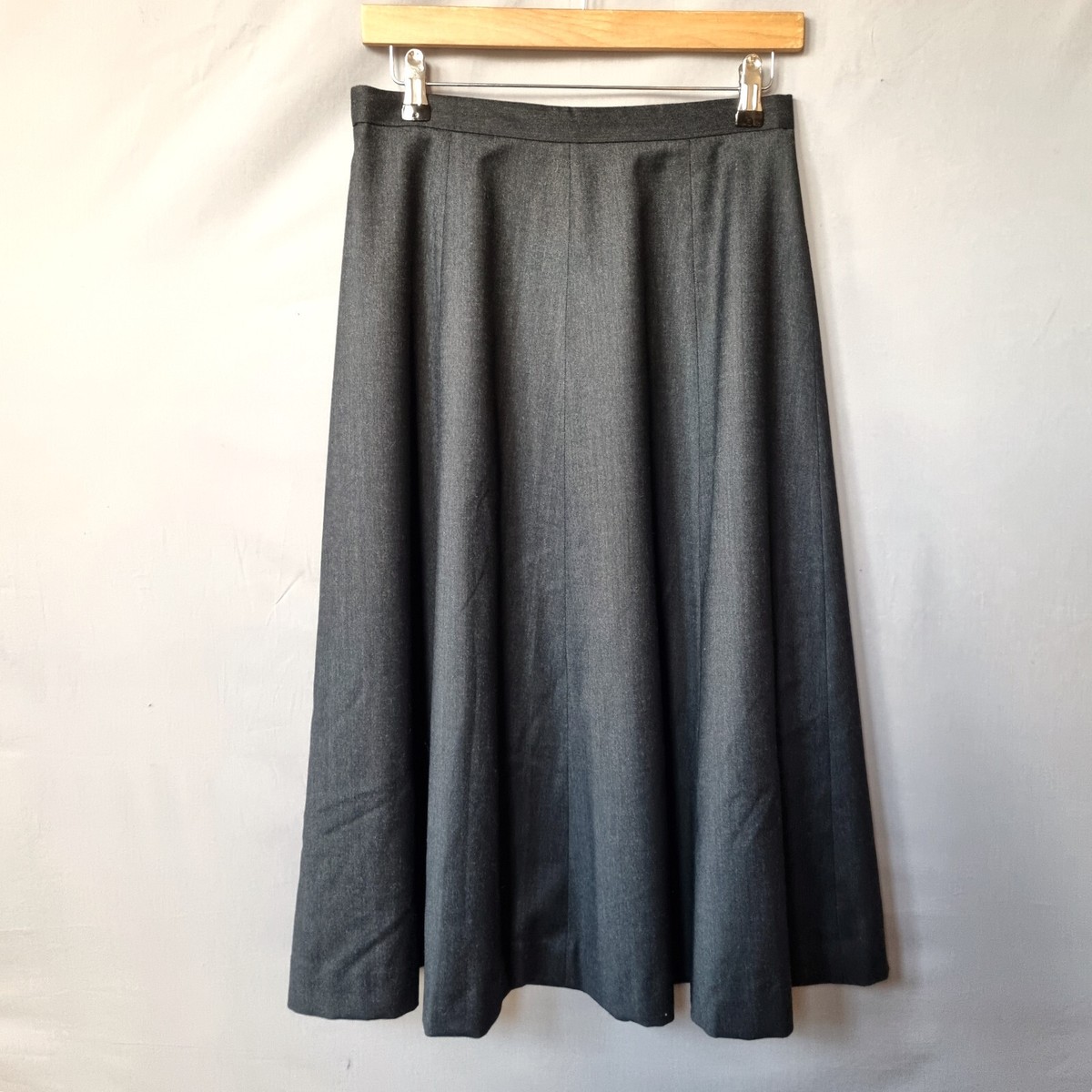 Jaeger Skirt Size 10 Waist 29 in A Line Wool Midi Skirt Grey Wool