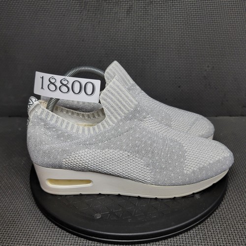 DKNY Angie Knit Hidden Wedge Shoes Womens Sz 9.M Gray White Slip On Sneakers