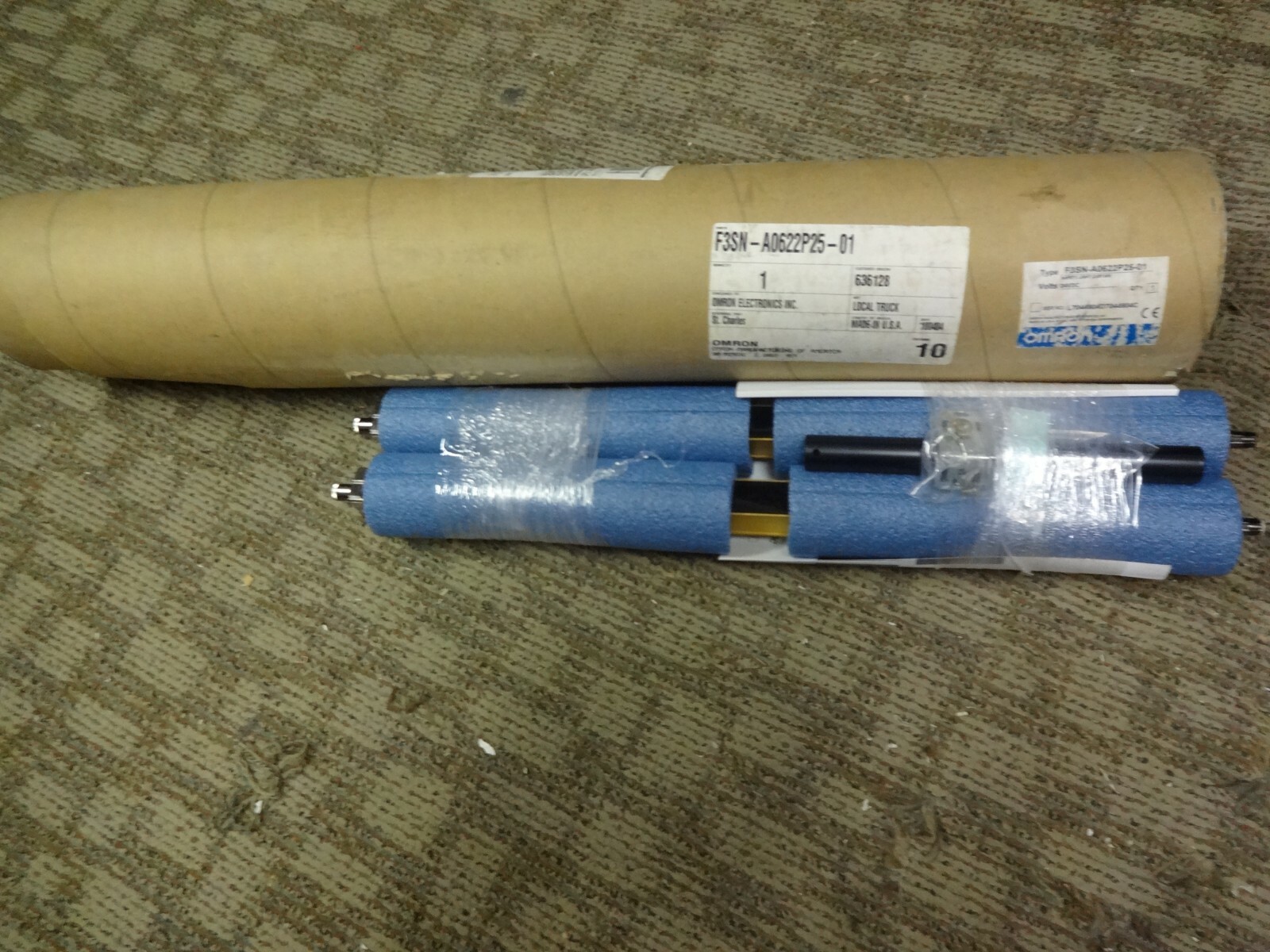 Omron F3sn-a0622p25-01 Safety Light Curtain Transmitter And Receiver