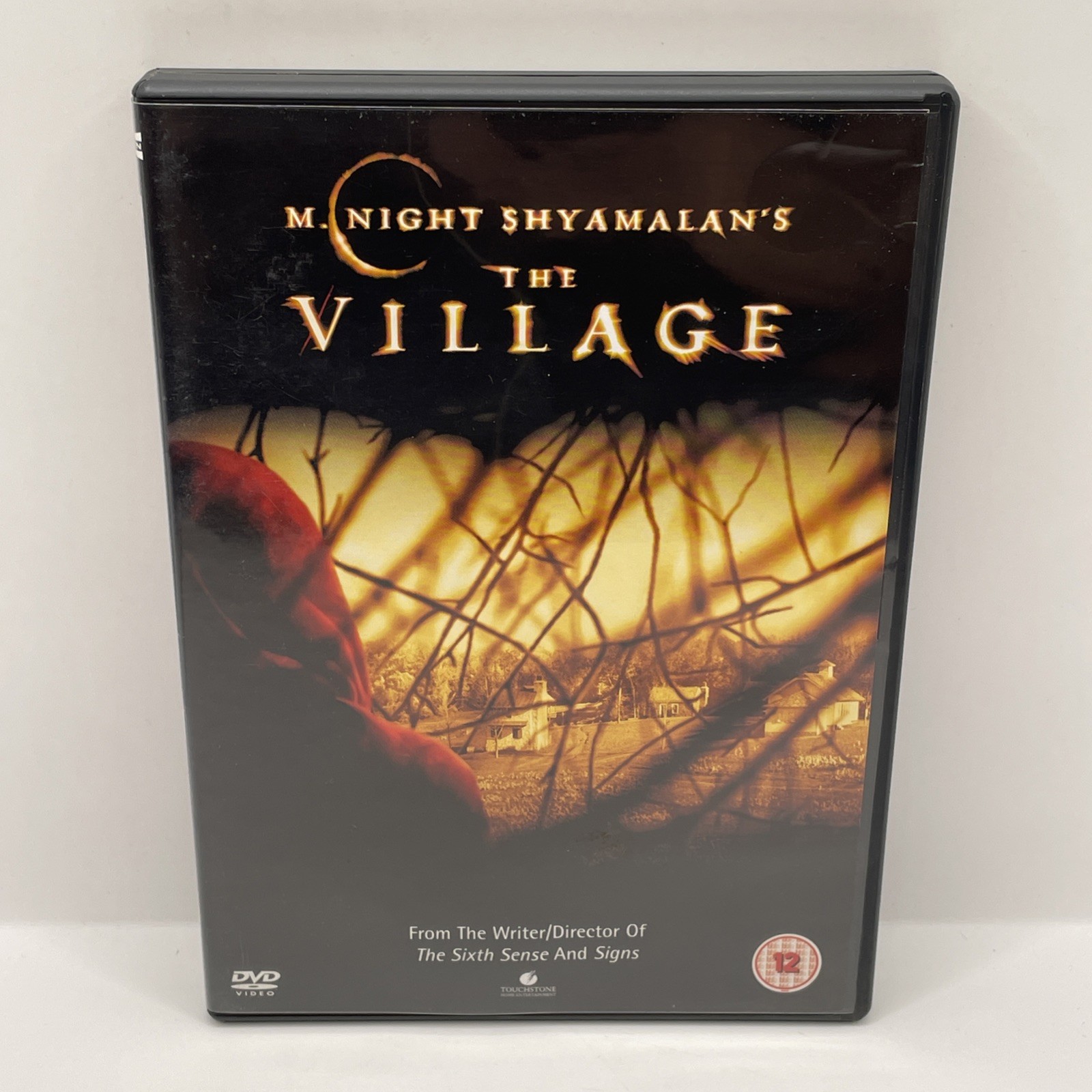 The Village - M Night Shyamalan's - DVD - Jaoquin Phoenix Sigourney Weaver