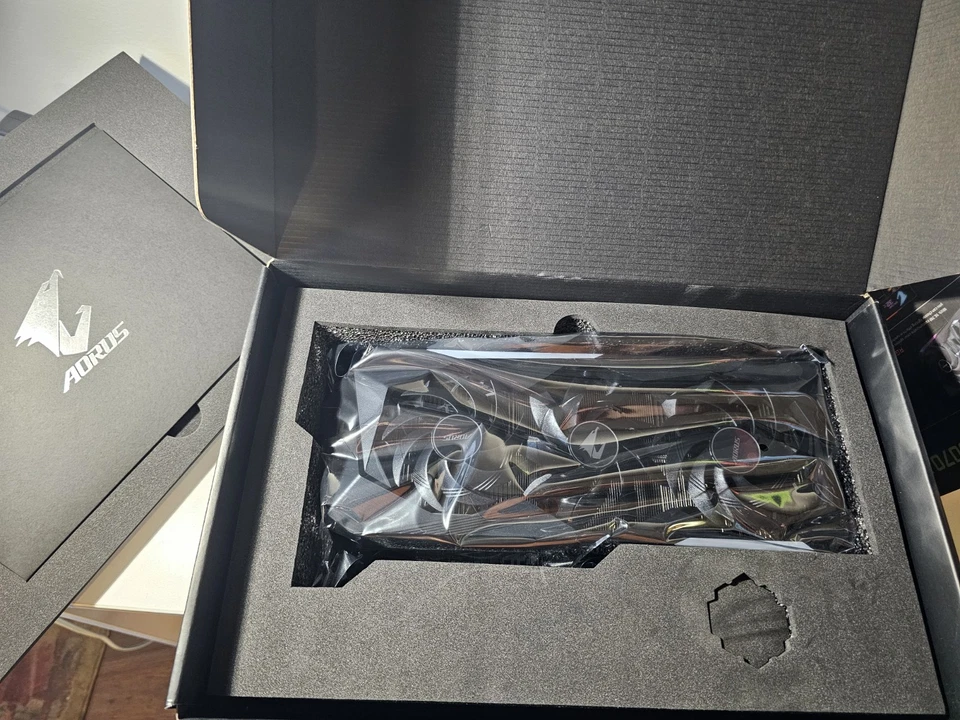 Gigabyte RTX 3070 Ti AORUS Master 8GB 256-Bit GDDR6X PCI-E 4.0 GPU NEVER USED! - Image 3 of 4