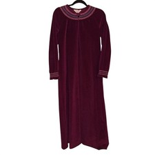 Vintage Vanity Fair 3/4 Zip Burgundy Robe House Coat Maxi Multicolor Embroidery