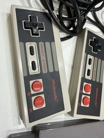 Boxed Nintendo NES Control Deck Konsole & Dr Mario Top Zustand RAR H175
