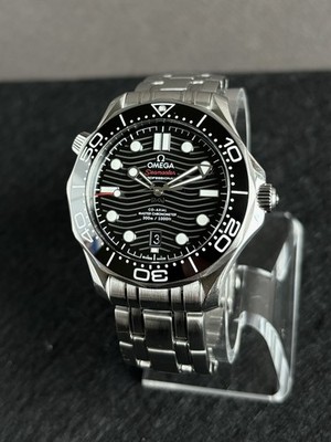 Omega Seamaster Diver 300M Black Dial   Ref. 210.30.42.20.01.001   Full Set