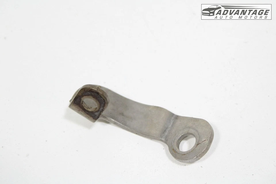 2017-2021 GMC ACADIA 2,5 Л КРЕПЛЕНИЕ КРОНШТЕЙНА ПОДВЕСКИ ТРУБЫ ВЫХЛОПНОЙ СИСТЕМЫ 12653033 OEM - Изображение 2 из 4