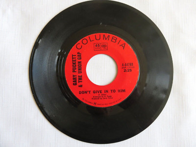 Gary Puckett & The Union Gap - Don't Give In To Him / Could I   4-44788 VINYL VG