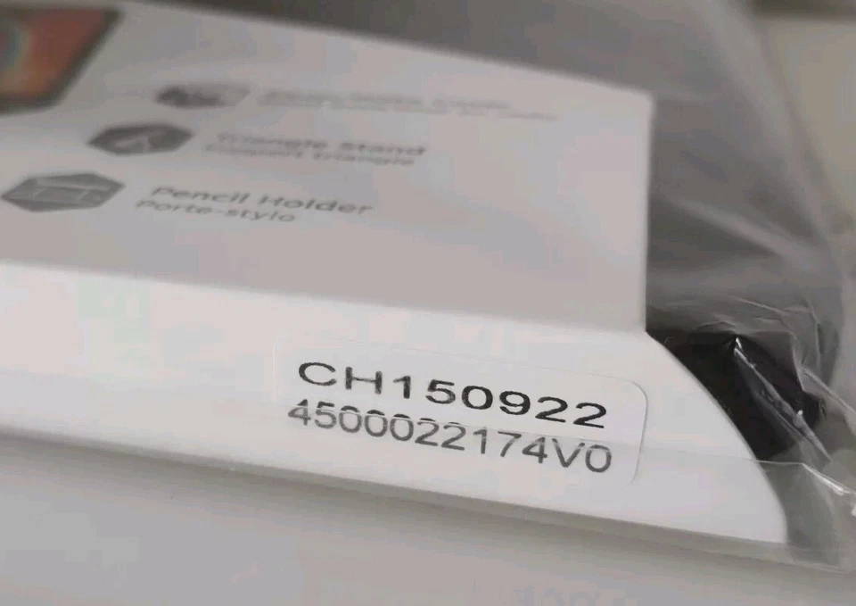 Spigen Urban Fit Case Cover For Apple iPad Air 5th Generation 2022.  - Image 4 of 4