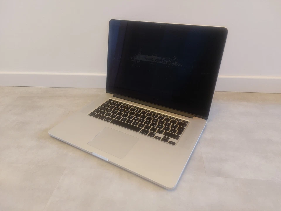 Apple MacBook Pro 15 Mitte 2012 A1398 i7 2,3GHz 256GB SSD 8GB - Bild 4 von 4