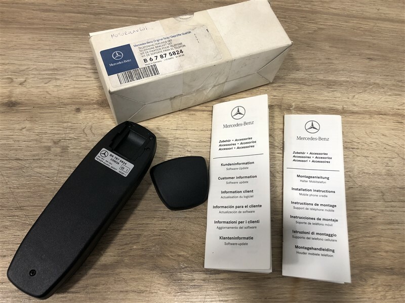 Brand New Mobile Phone Bracket Motorola V60i Genuine Mercedes 