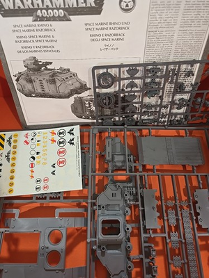 #ad SPACE MARINE RHINO Tank Mk IIc On Sprue Warhammer 40k OOP $55.00