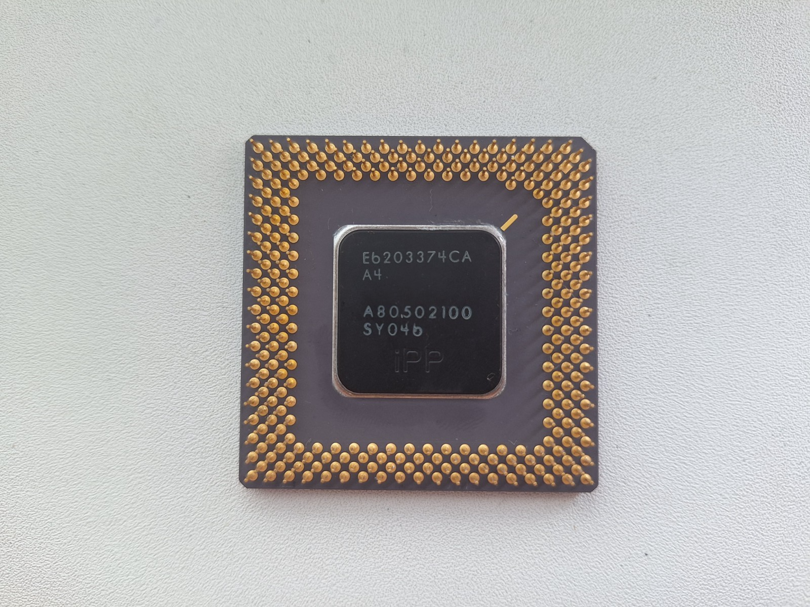 Pentium R Pin Intel Pentium 100 A80502100 SY046 3.1V rare mobile Pentium 100 vintage ...