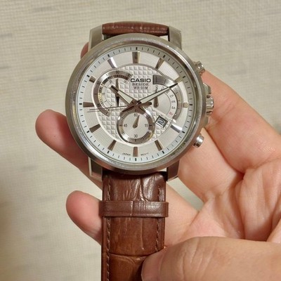 Casio BEM-506 Men's Quartz Watch 42mm Brown Dial Used