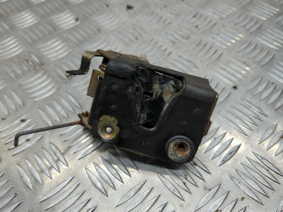 ЗАМОК ЗАЩЕЛКИ ЗАДНЕЙ ДВЕРИ LAND ROVER DISCOVERY 1 OFFSIDE (B8) - Изображение 4 из 4