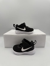 Nike REVOLUTION Toddler Black White DD1094-003 Athletic Shoes Sneakers Size 2C