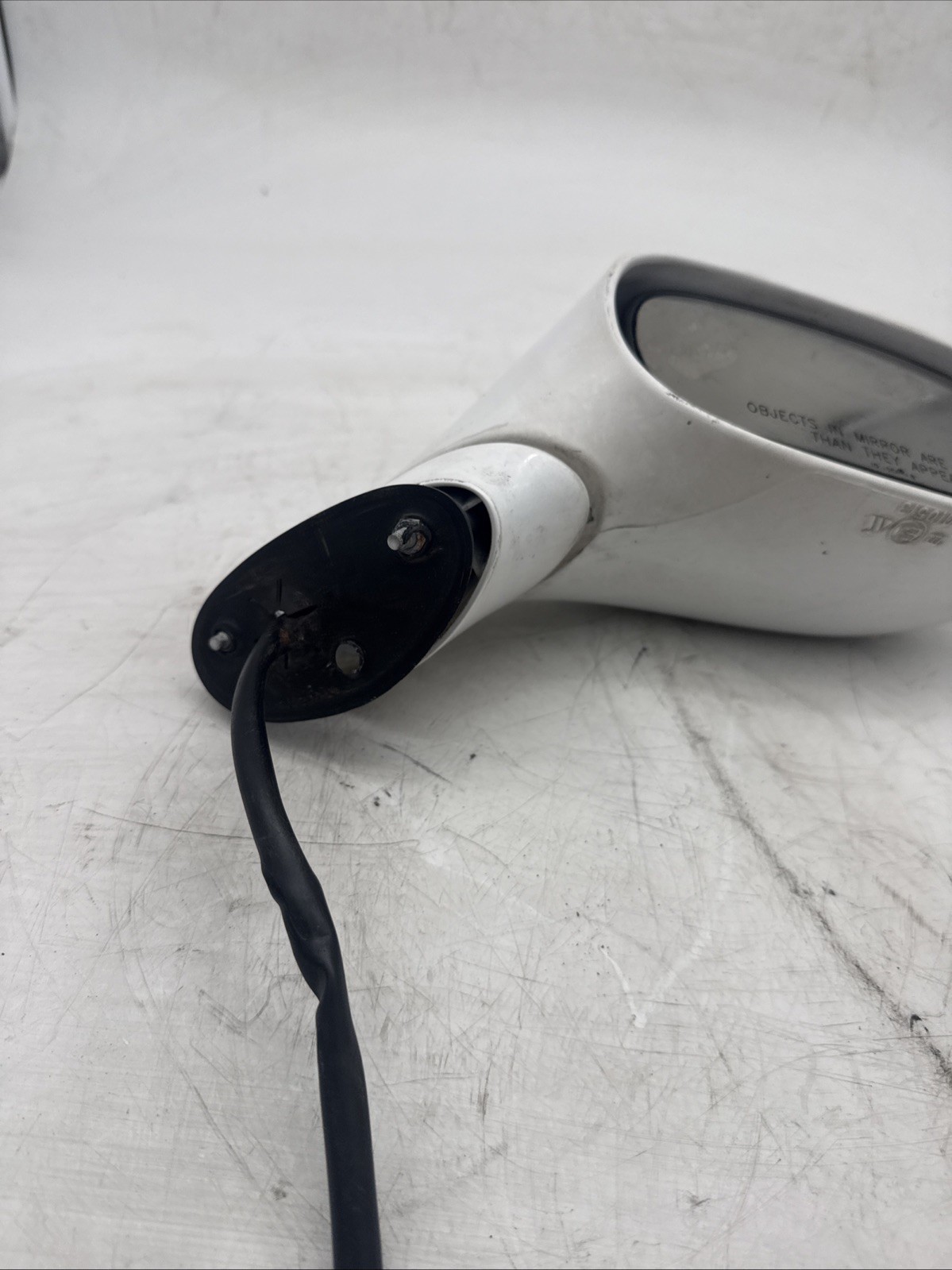 Chevrolet Corvette 2005-2009 Front Right Side mirror White