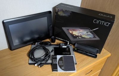 Wacom DTK-1300 Cintiq 13HD Creative Pen Display Tablet Excellent