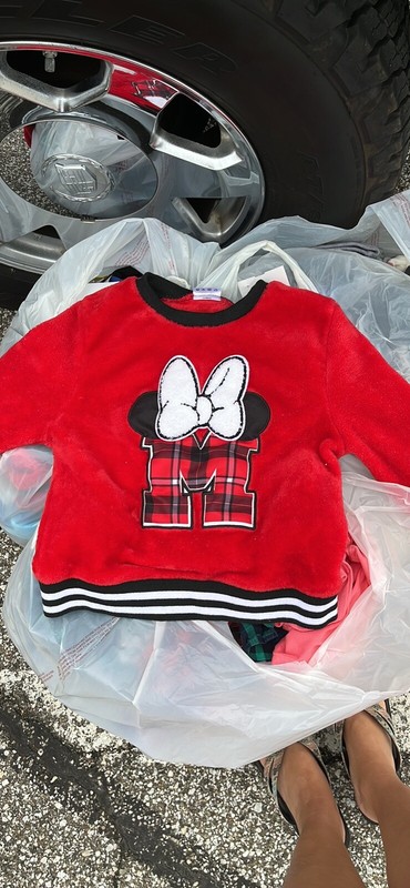 girls Mickey/ Minnie red plush sweatshirt sz 10-12