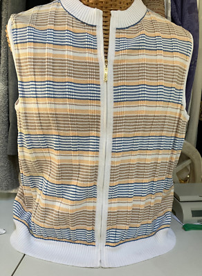 High St John Sport full zip sleeveless. SJ gold zipper pull. Superb quality SzXL