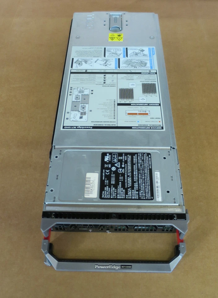 Dell PowerEdge M710HD Blade Server with 2 x heatsinks (no CPU no Memory) - Image 4 of 4