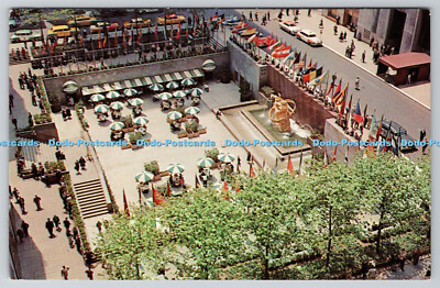 R746889 New York City Rockefeller Center Showing Plaza Garden Enco Dexter Ewing