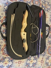 Samick Polaris Recurve Takedown Bow 54" 20 Pound Draw with Arrows Accessories