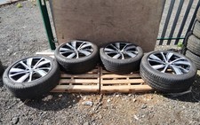 2022-2025 GENUINE VOLVO XC40  ALLOY WHEEL RIM WITH PIRELLI TYRE 32134538
