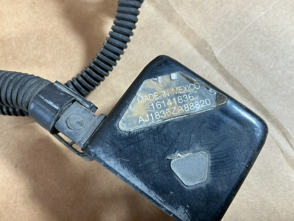 Cadillac DeVille Eldorado Seville 1994-1995 sensor 16141836 Foto 4 de 4