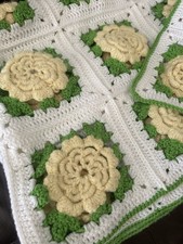 VTG Green/Yellow/White Crochet 3D Flower Afghan Blanket Granny Cottagecore 45x37