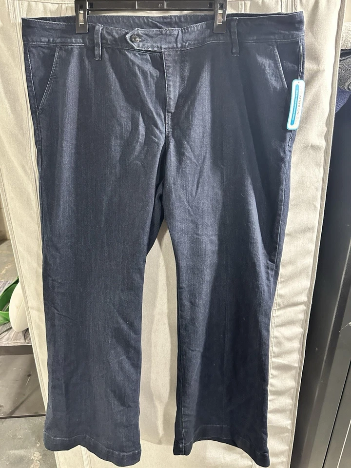 NWT Old Navy Jeans Womens 22 Blue Dark Wash Denim Flared Bell Wide Leg - Image 2 of 4