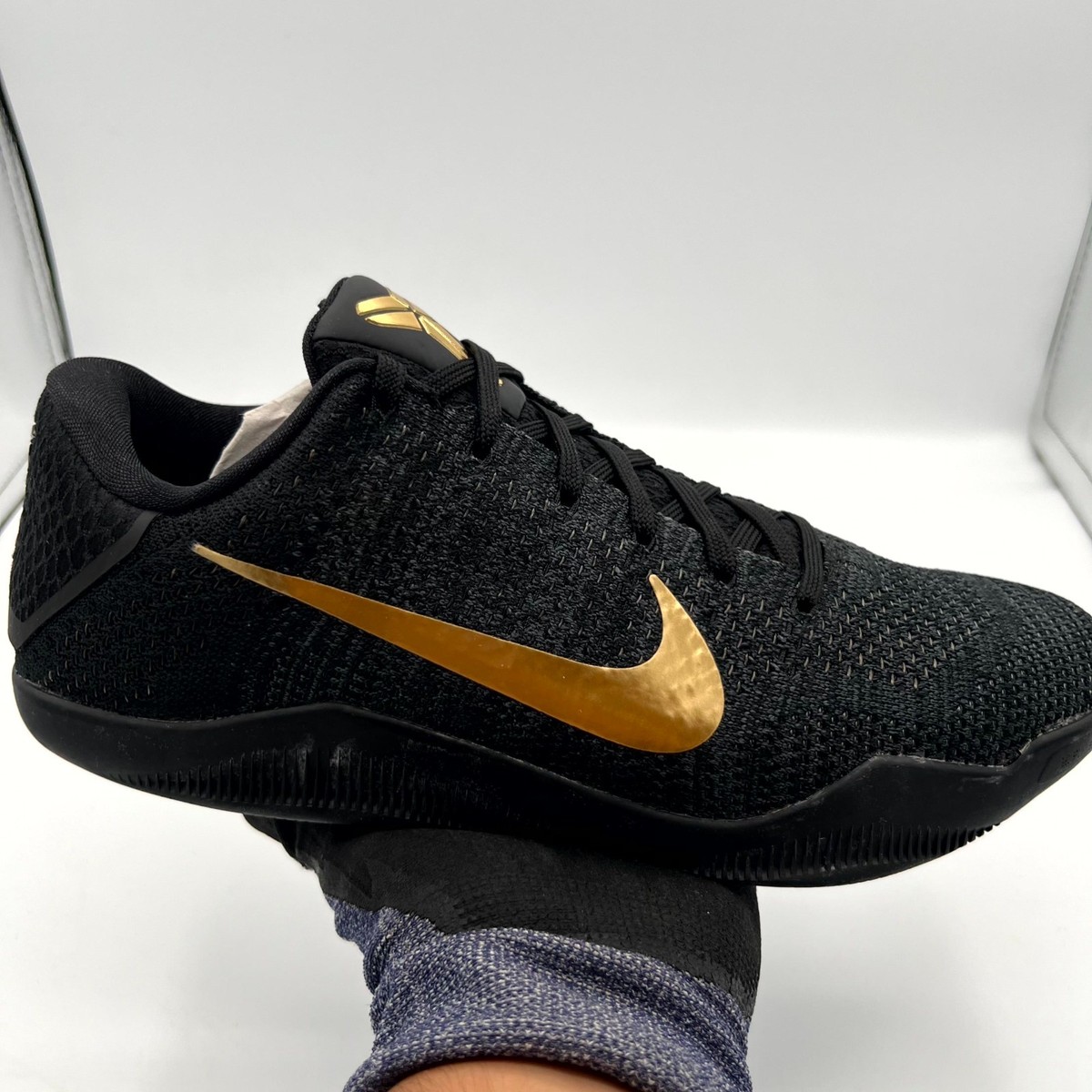 Nike Kobe 11 Elite Low 885003-994 Mens 9.5 Sneakers Cozy Gold