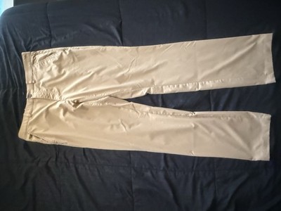 Men s Columbia Khaki Pants. 