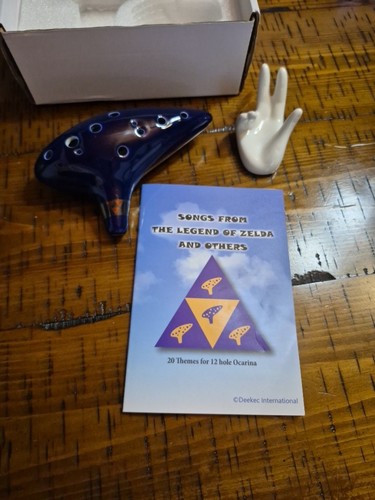 Zelda Ocarina with Songbook Blue Ceramic Zelda Logo OCARINA Stand 12 hole - Picture 9 of 11