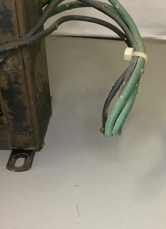 Triad F-261U Transformer 115V 50/60HZ 8A (b364) - Image 3 of 4