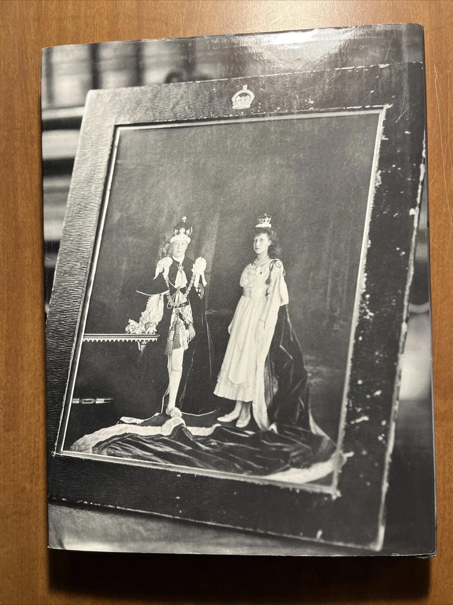 Rock and Royalty by Gianni Versace (1996, Hardcover)