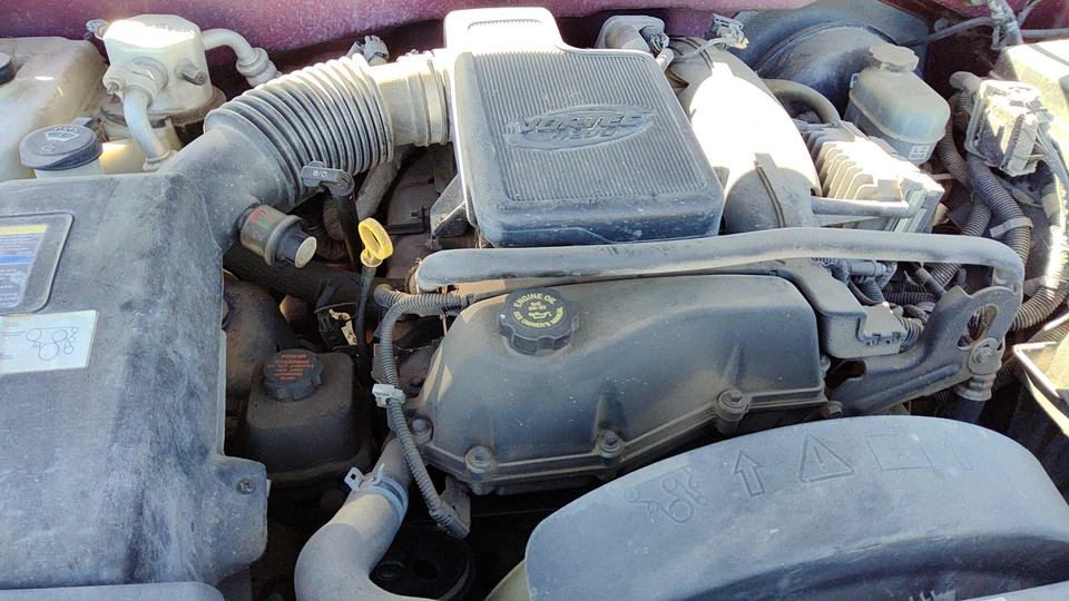 Cubierta de válvula Chevy Trail Blazer 2002 2003 2004 2005 OEM 4,2 L 24577581 Foto 4 de 4