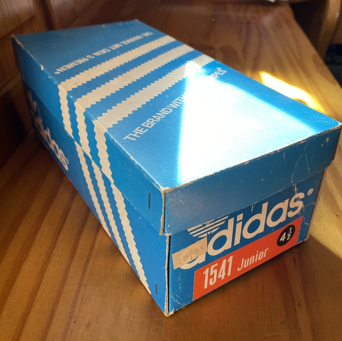 adidas gazelle silver green womens adidas Box Hog 3 Athletic Shoes Shadow Navy/White/Grey : Men's 12 Medium